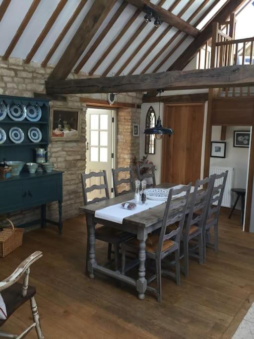 3 Bedroom 5* Barn Conversion Cotswolds Chipping Norton Extérieur photo