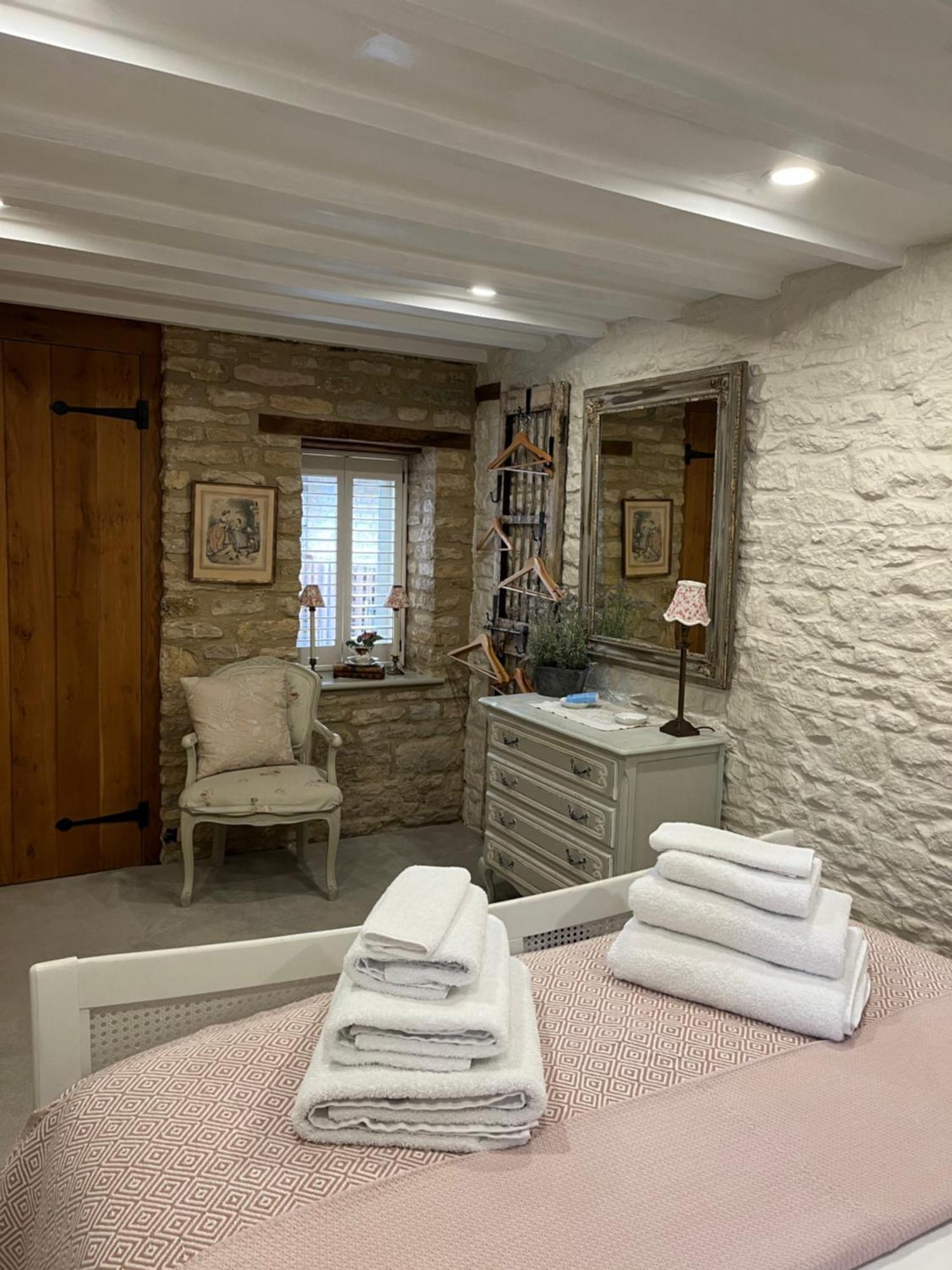3 Bedroom 5* Barn Conversion Cotswolds Chipping Norton Extérieur photo